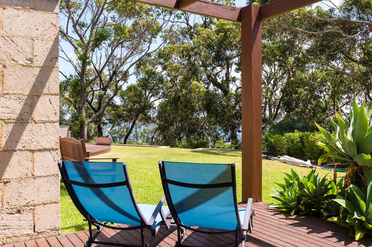 Bed & Breakfast By The Self Contained 4*